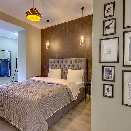 Opera Apartments الماتي المظهر الخارجي الصورة