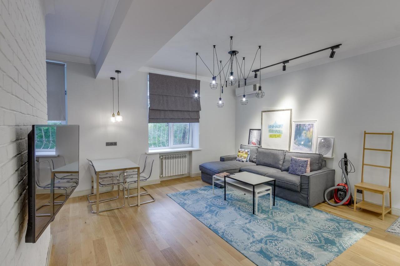 Opera Apartments الماتي المظهر الخارجي الصورة