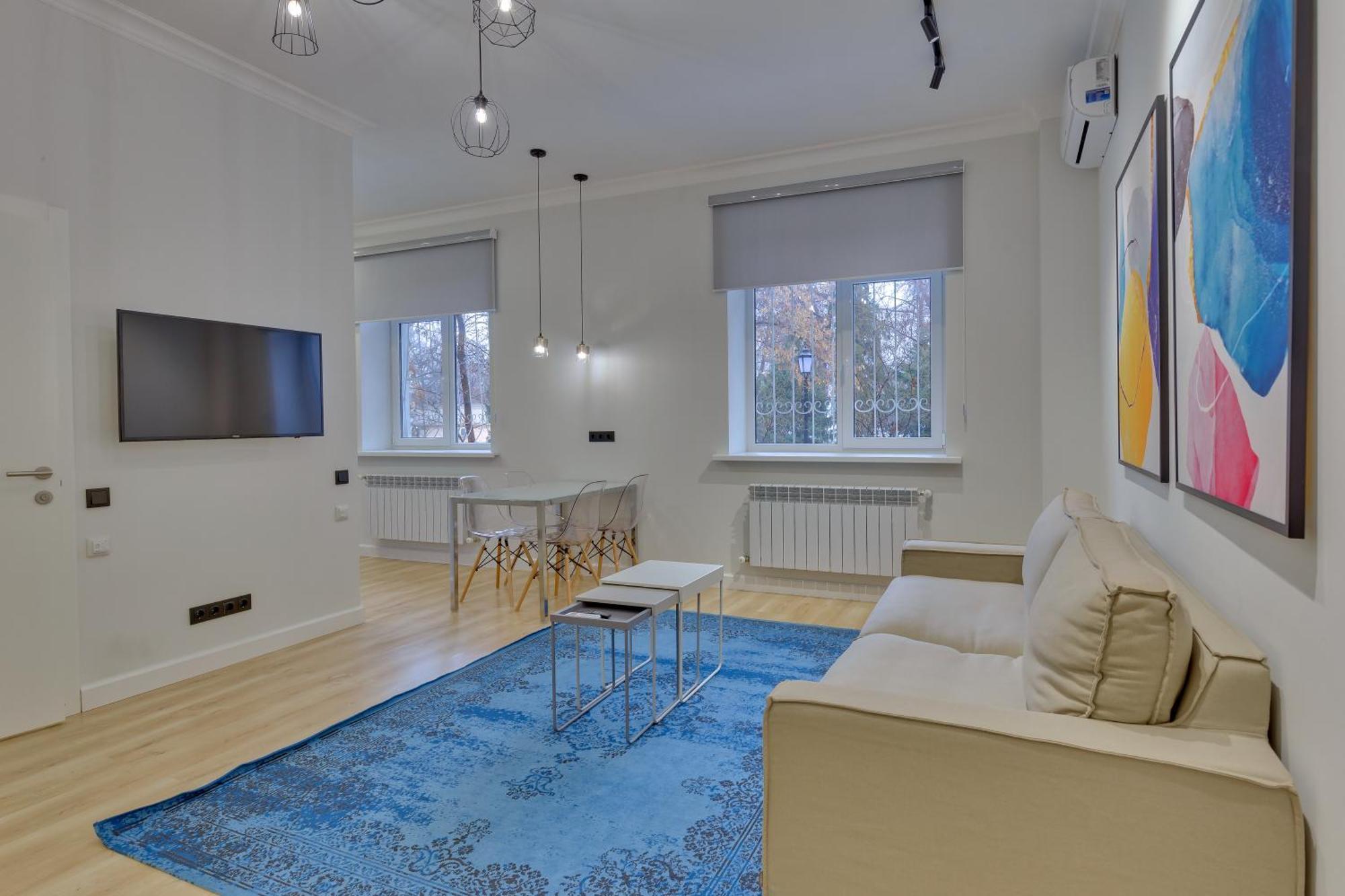 Opera Apartments الماتي الغرفة الصورة