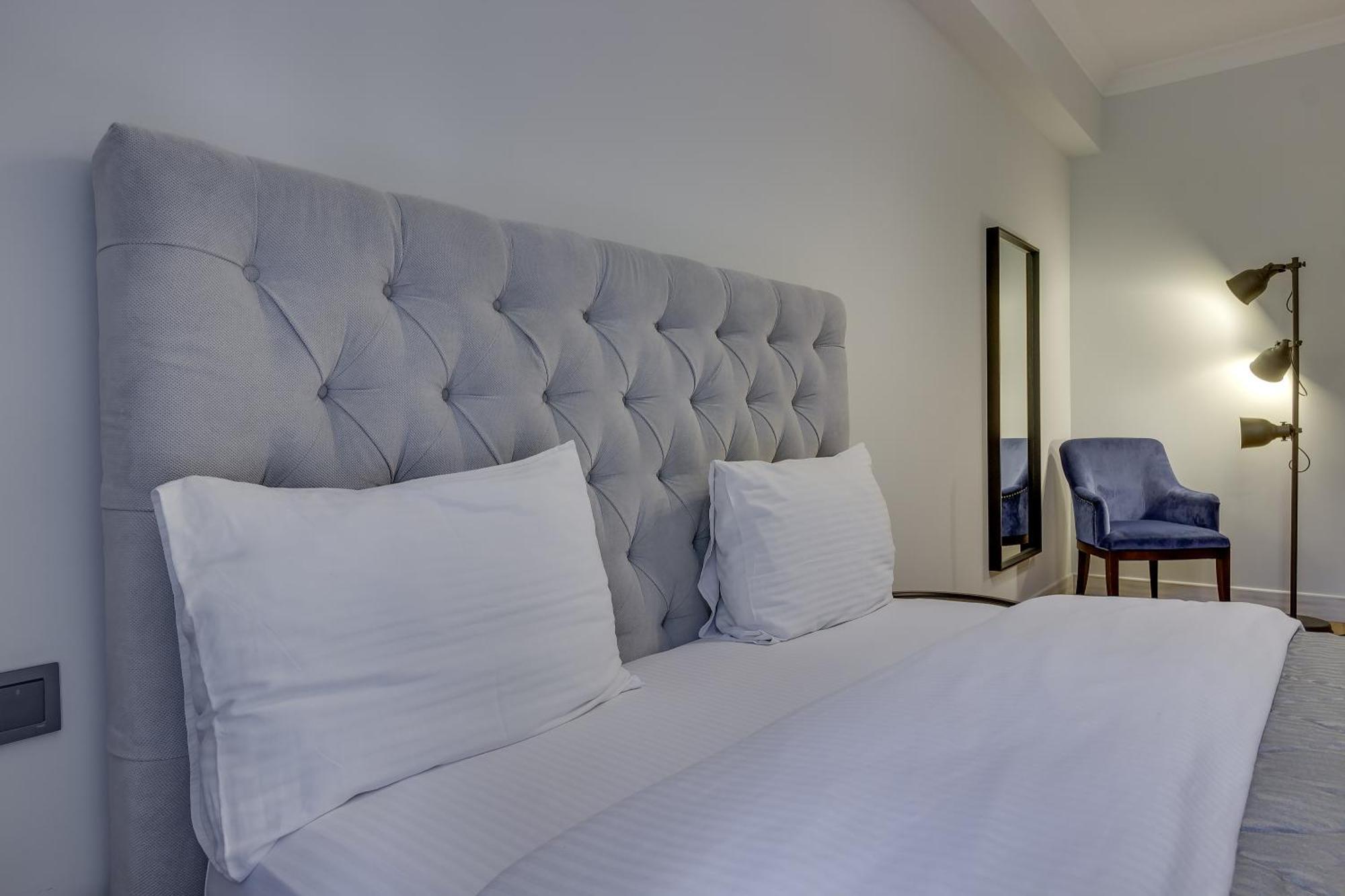 Opera Apartments الماتي الغرفة الصورة